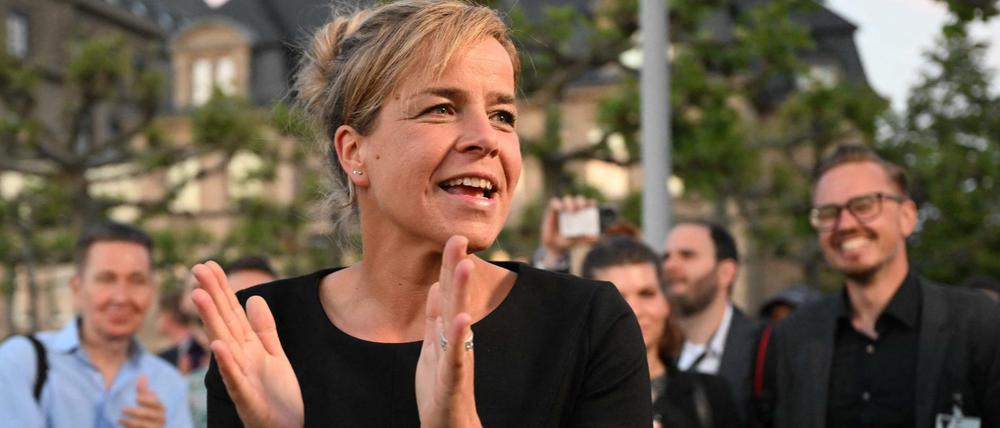 Kann sich über ein Rekordergebnis ihrer Partei in NRW freuen: Die Landesvorsitzende der Grünen Mona Neubaur.