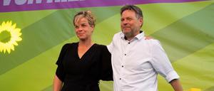 Erfolg in Grün: Mona Neubaur und Robert Habeck.