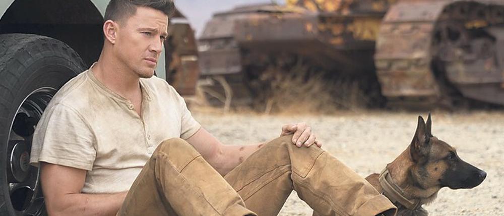 Buddies in Not. Channing Tatum spielt in seinem Regiedebüt selbst die Hauptrolle des Ex-Army-Rangers Jackson.