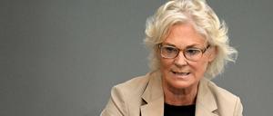 Bundesverteidigungsministerin Christine Lambrecht (SPD) steht in der Diskussion