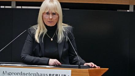 Innensenatorin Iris Spranger will die 200 Quadratmeter große Polizeiwache bis Jahresende errichten lassen.