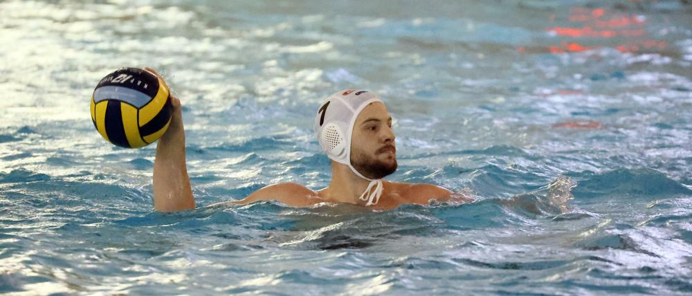 Die Wasserballer von Spandau 04 wollen die Meisterschaft gewinnen.