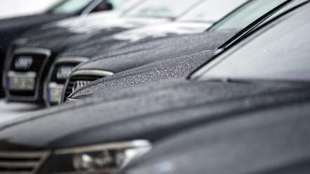 Für das Ranking untersuchte die Umwelthilfe zwischen Januar und Mai dieses Jahres Dienstwagen von insgesamt 247 Politikern aus Bund und Ländern.