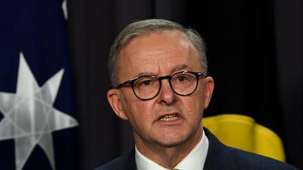 Australiens Premierminister Anthony Albanese setzt sich für Julian Assange ein. 
