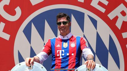 Noch steht Robert Lewandowski beim FC Bayern München unter Vertrag, das könnte sich bald ändern.