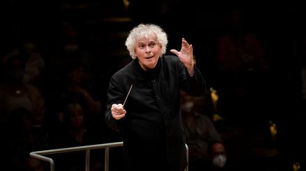 Simon Rattle war Chefdirigent der Philharmoniker von 2002 bis 2018. 