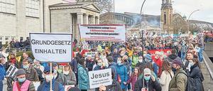Sorgen bereitet den Behörden, dass sich Bewegungen mit unterschiedlicher Motivation miteinander verbünden.