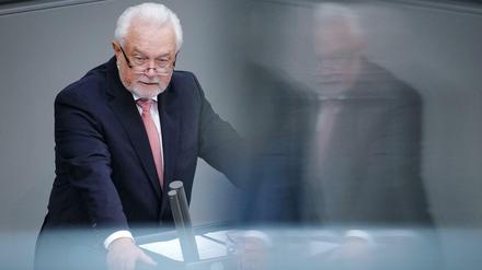 Der stellvertretende FDP-Parteivorsitzender Kubicki spricht bei einer Sitzung des Bundestags. 