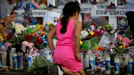 Trauer in Uvalde im US-Bundesstaat Texas. 19 Kinder und zwei Erwachsene starben bei einem Amoklauf an einer Grundschule. 