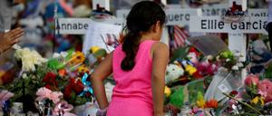 Trauer in Uvalde im US-Bundesstaat Texas. 19 Kinder und zwei Erwachsene starben bei einem Amoklauf an einer Grundschule. 