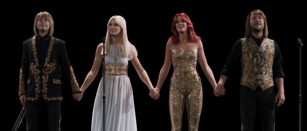 Das Kostüm-Design der Show stammt von Dolce & Gabana.