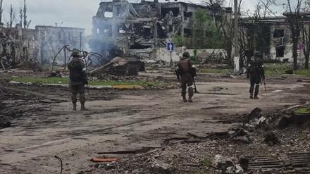 Russische Soldaten in Mariupol 