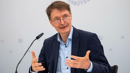 Gesundheitsminister Karl Lauterbach (SPD) – hier am Dienstag bei einer Pressekonferenz.