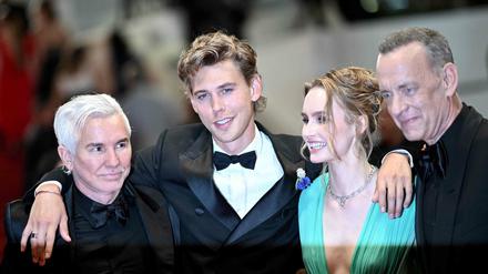 Das Team des "Elvis"-Films: Regisseur Baz Luhrmann, Austin Butler, Olivia DeJonge and Tom Hanks.