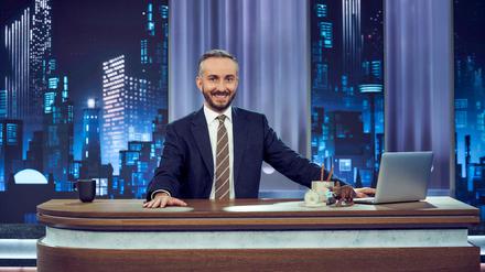 Moderator Jan Böhmermann im ZDF "Magazin Royale"-Studio.