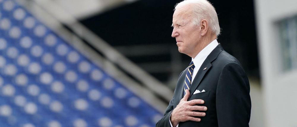 Schickt schwere Waffen und setzt gleichzeitig auf Diplomatie: US-Präsident Joe Biden.