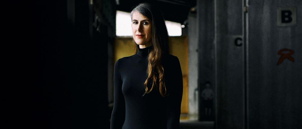 Die Australierin Catherine Nichols im Dezember beim Fototermin in Pristina.