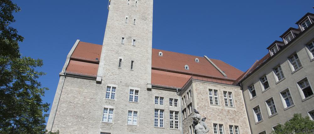 Der Beirat soll das Neuköllner Bezirksamt bei allen Themen beraten, die Menschen mit Migrationsgeschichte betreffen.