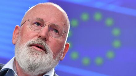 EU-Kommissionsvize Frans Timmermans hält das Einlenken der Brüsseler Behörde für verfrüht.