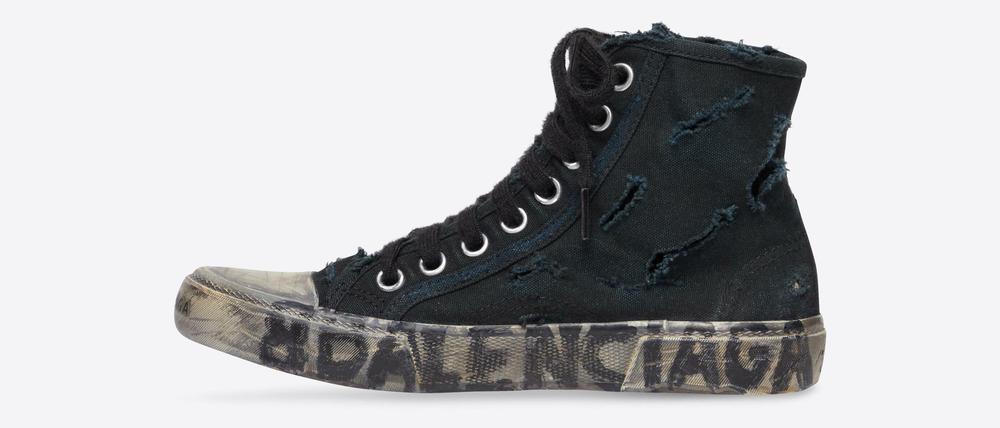 Die gebraucht wirkenden Sneakers von Balenciaga zählen zu den Spitzensellern der Luxusmarke.