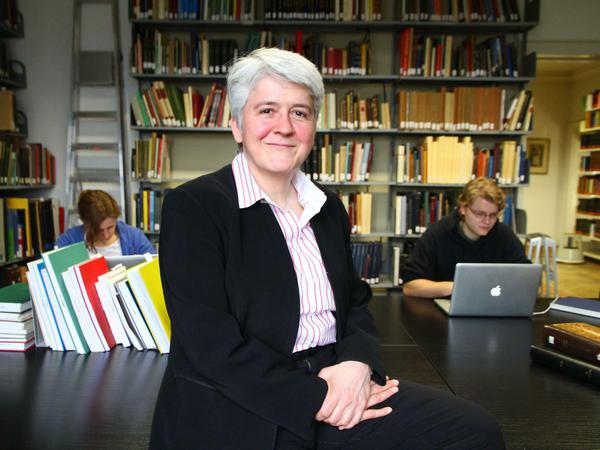 Ein Porträtbild von Friederike Fless.