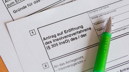 Anfang 2021 war die Anzahl der Insolvenzanträge deutlich gestiegen. Zuvor war eine Gesetzesänderung in Kraft getreten.