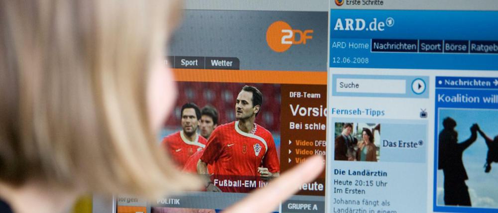 Wo laufen sie denn? In der neuen Fernsehwelt gibt es die öffentlich-rechtlichen Programme linear und digital.
