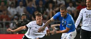 Joshua Kimmich verhinderte mit seinem Ausgleichstor die erste Niederlage für Bundestrainer Hansi Flick. 