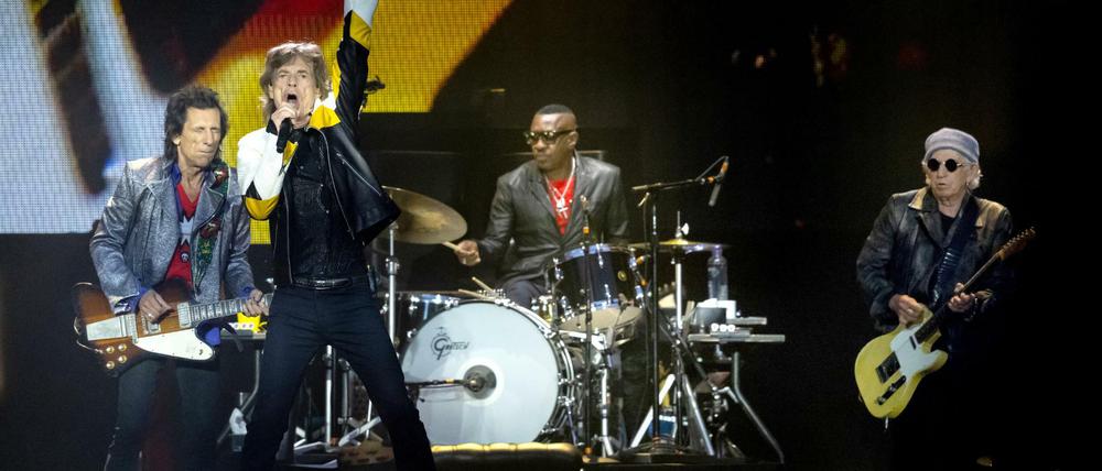 Die Rolling Stones - Ron Wood (l-r), Mick Jagger, Steve Jordan und Keith Richards - in München.