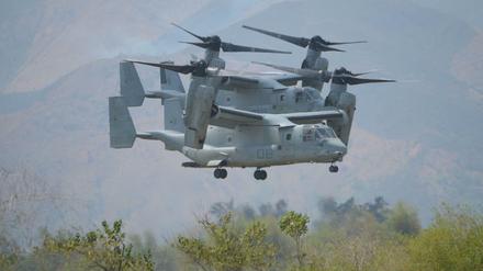 US-amerikanische Militärflugzeuge vom Typ MV-22 Osprey bei einem Manöver auf den Philippinen im Jahr 2019.