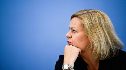 Bundesinnenministerin Nancy Faeser möchte „ein erstes Migrationspaket noch vor der Sommerpause auf den Weg bringen“.