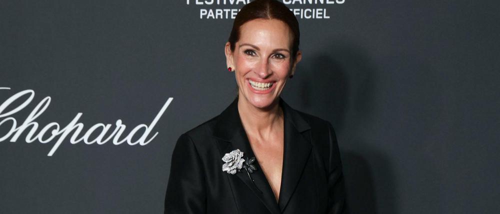Julia Roberts trug bei einem Empfang des Juweliers Chopard ein Outfit von Dior.