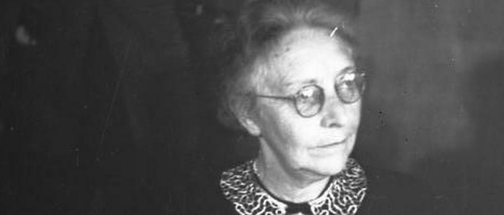 Porträtbild der damaligen Oberbürgermeisterin von Berlin, Louise Schroeder, von 1948.