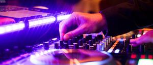 Die Nadel-Attacken werden in Diskos, auf Konzerten und Festivals gemeldet (Symbolbild)