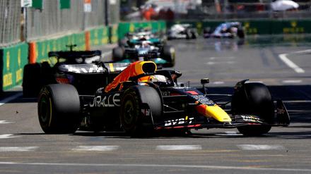 Wieder mal vorn. Max Verstappen beim Rennen in Baku.