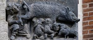 Die als „Judensau“ bezeichnete Schmähplastik an der Stadtkirche in Wittenberg 