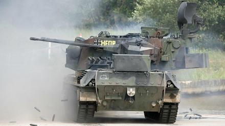 Ein Flugabwehrpanzer vom Typ Gepard der Bundeswehr (Archivbild) 