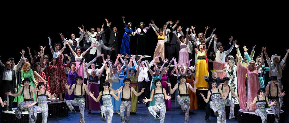 Finalszene von "Barrie Kosky's All-Singing, All-Dancing Yiddish Revue".