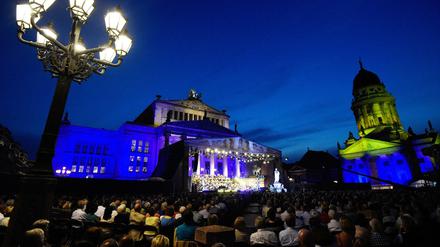 Große Melodien live auf dem Gendarmenmarkt.