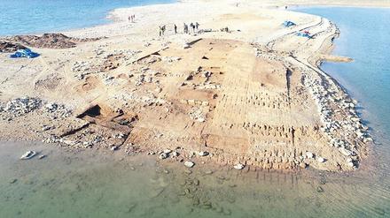 Trocken gefallen. Die bronzezeitlichen Überreste waren bislang im Stausee versunken.