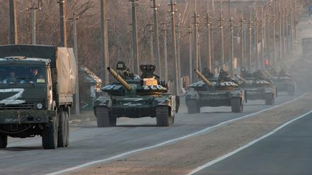 Eine russische Panzerkolonne – aufgenommen Ende April.