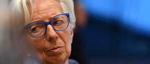 Christine Lagarde, Präsidentin der EZB, hat viele Dinge zu bedenken, wenn sie die Zinsen anhebt. 