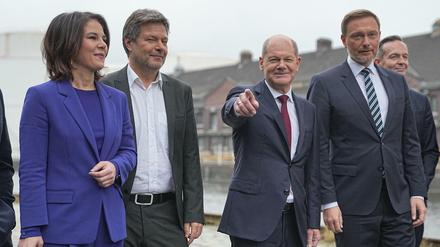 Die Anfangseuphorie in der Ampel ist verflogen, es droht ein handfester der SPD Streit mit Finanzminister Christian Lindner (FDP) um die Schuldenbremse. 