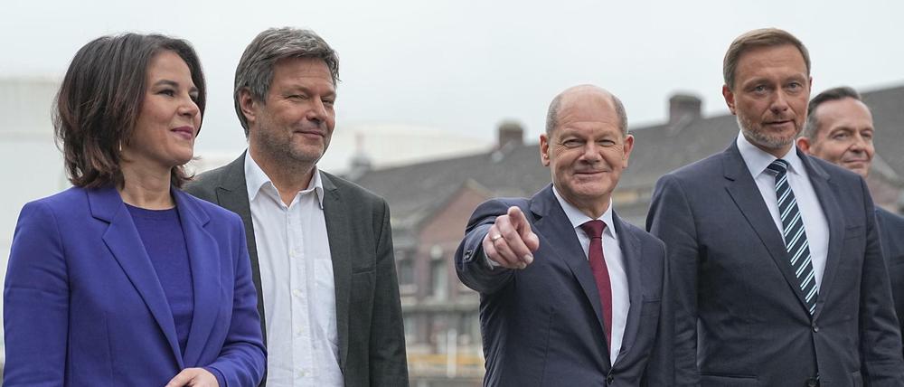 Die Anfangseuphorie in der Ampel ist verflogen, es droht ein handfester der SPD Streit mit Finanzminister Christian Lindner (FDP) um die Schuldenbremse. 