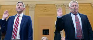 Greg Jacob (l.), Berater des Ex-US-Vizepräsidenten Pence, und Michael Luttig, pensionierter Bundesrichter, vor dem Sonderausschuss zum Kapitol-Angriff. 