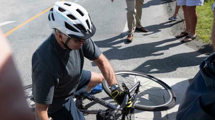 US-Präsident Joe Biden nach seinem Fahrradsturz am 18. Juni 2022