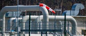 Rohrsysteme und Absperrvorrichtungen in der Gasempfangsstation der Ostseepipeline Nord Stream 1.