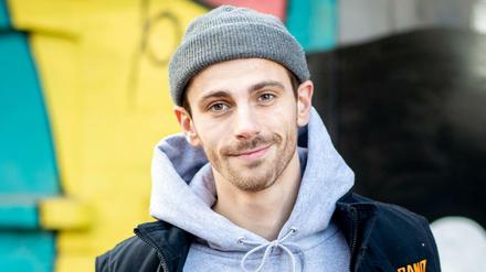 Influencer Fynn Kliemann auf seinem Hof im Kliemannsland in Niedersachsen am 04.11.2020.