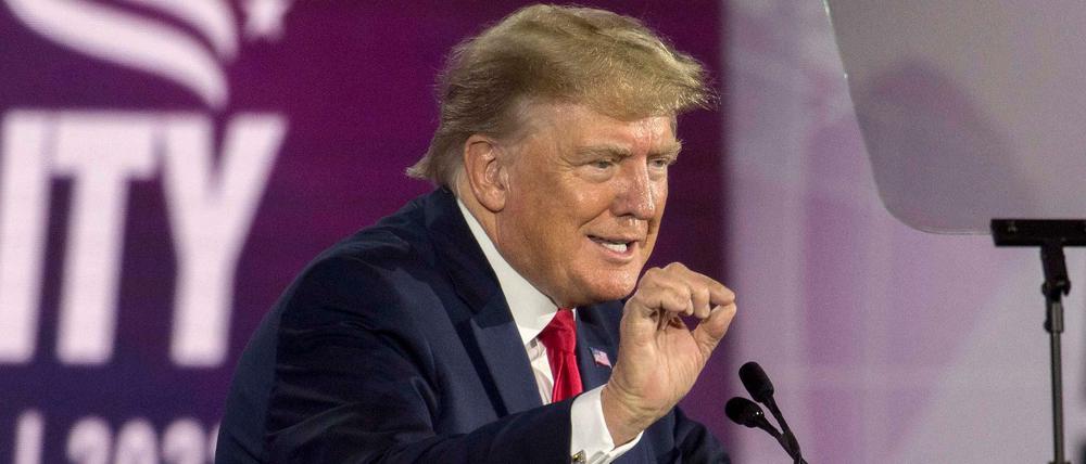 Donald Trump hält am 17.06.2022 auf einer Veranstaltung in Nashville, Tennessee eine Rede.