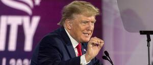 Donald Trump hält am 17.06.2022 auf einer Veranstaltung in Nashville, Tennessee eine Rede.
